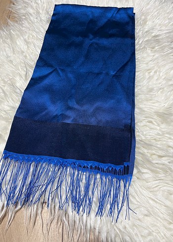 Püsküllü Parlak Mavi Kadın Şal - Görsel 3