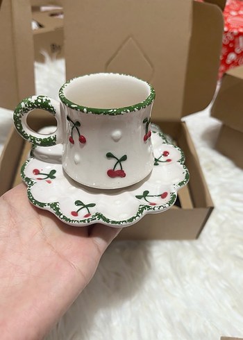 Kiraz desenli beyaz seramik kahve fincanı seti - Görsel 3