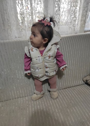 Bebek Kız Beyaz Nakışlı Puff Yelek - Görsel 2