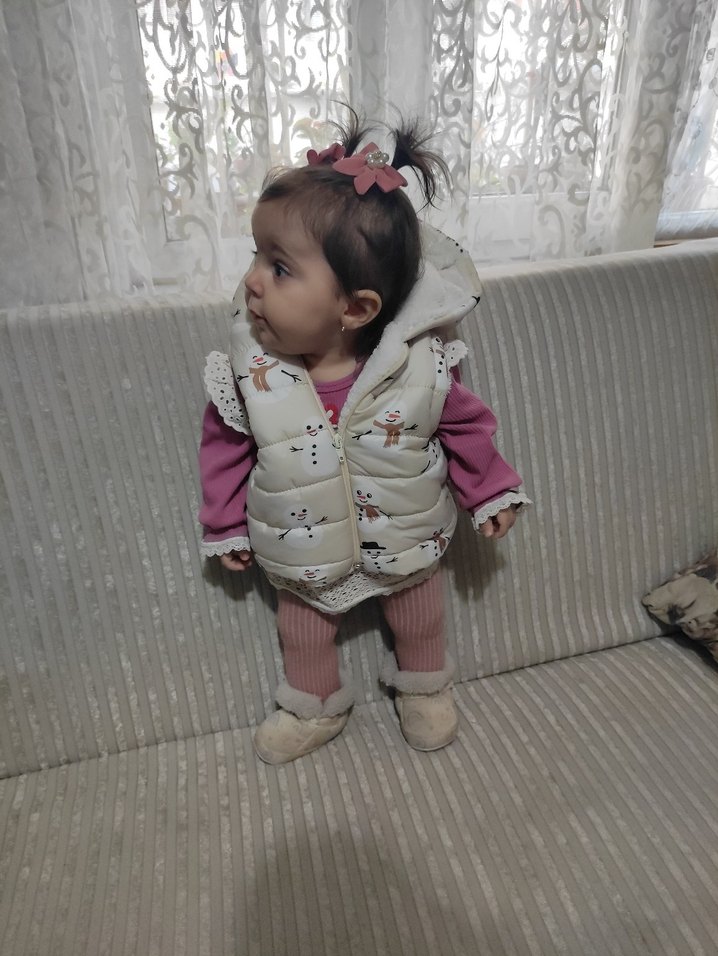 Bebek Kız Beyaz Nakışlı Puff Yelek - Görsel 2