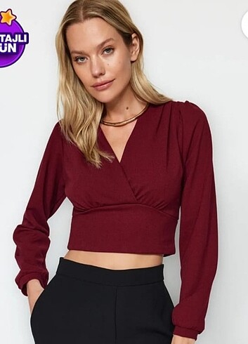 Trendyolmilla bordo crop kruvaze yaka