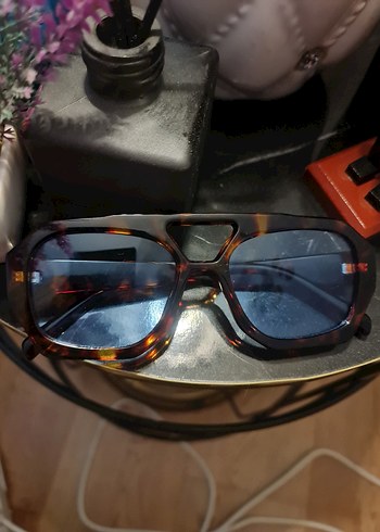 Paris Tarzı Kadın Gözlüğü - Görsel 2