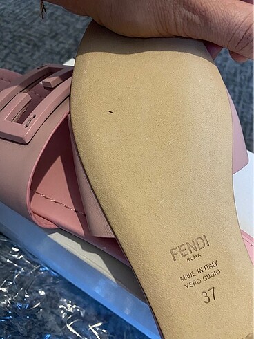 37 Beden Fendi terlik