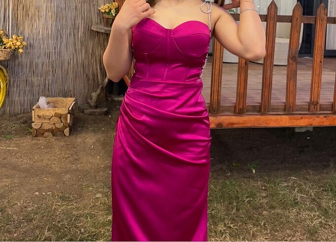 Alfabeta pembe saten abiye