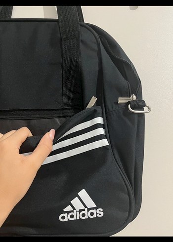  Beden Adidas Siyah Kadın Spor Çantası