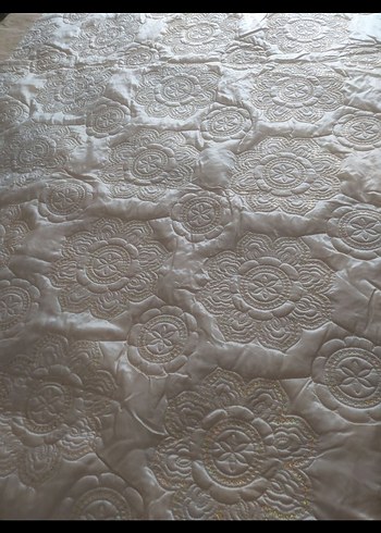 saten Yatak Örtüsü - Görsel 2