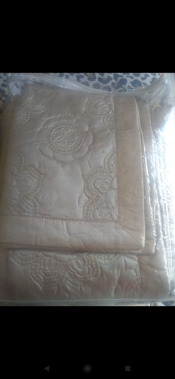 saten Yatak Örtüsü - Görsel 5