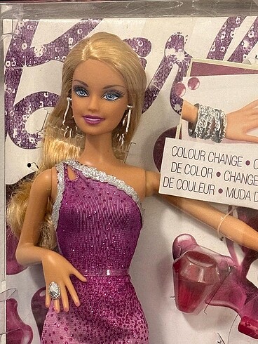 Beden Barbie Loves Nails- 2009