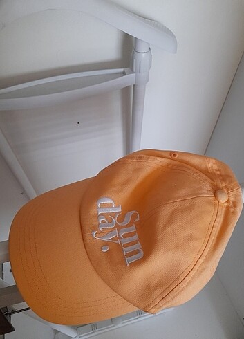  Beden turuncu Renk H&M Şapka 