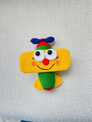  Amigurumi uçak