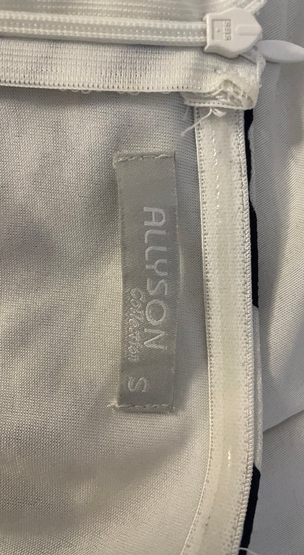 Beyaz Desenli Kısa Tulum, Kemerli, Straplez - Görsel 3