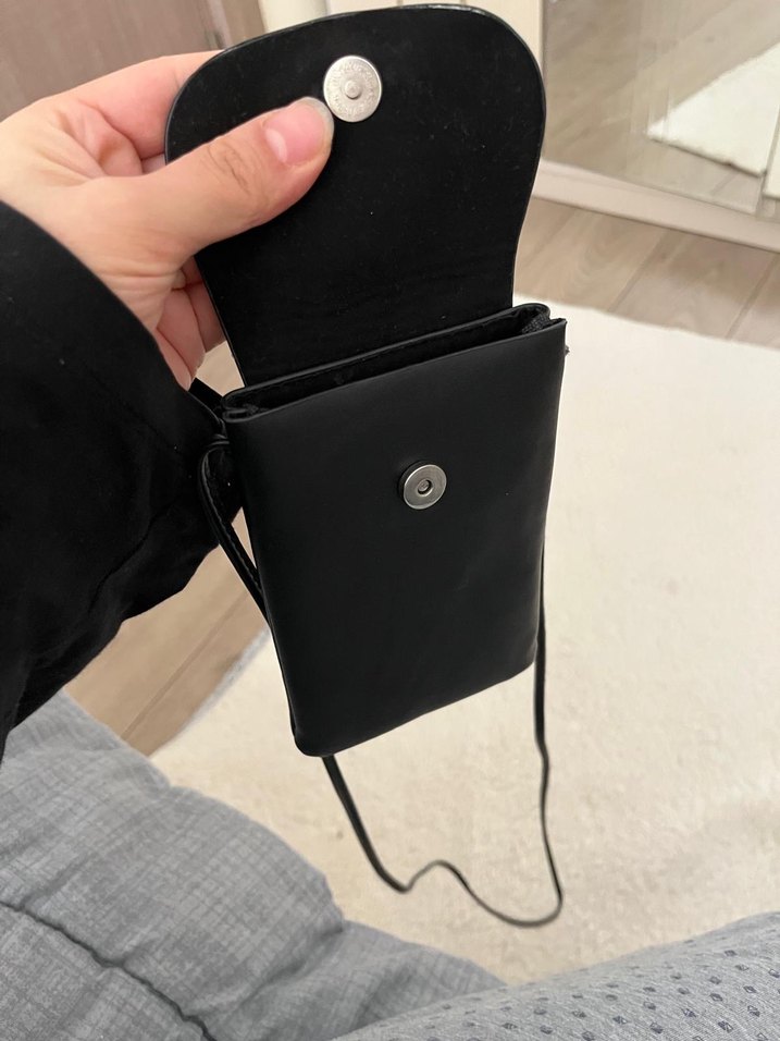 Kadın Siyah Deri Bel Çantası - Görsel 4