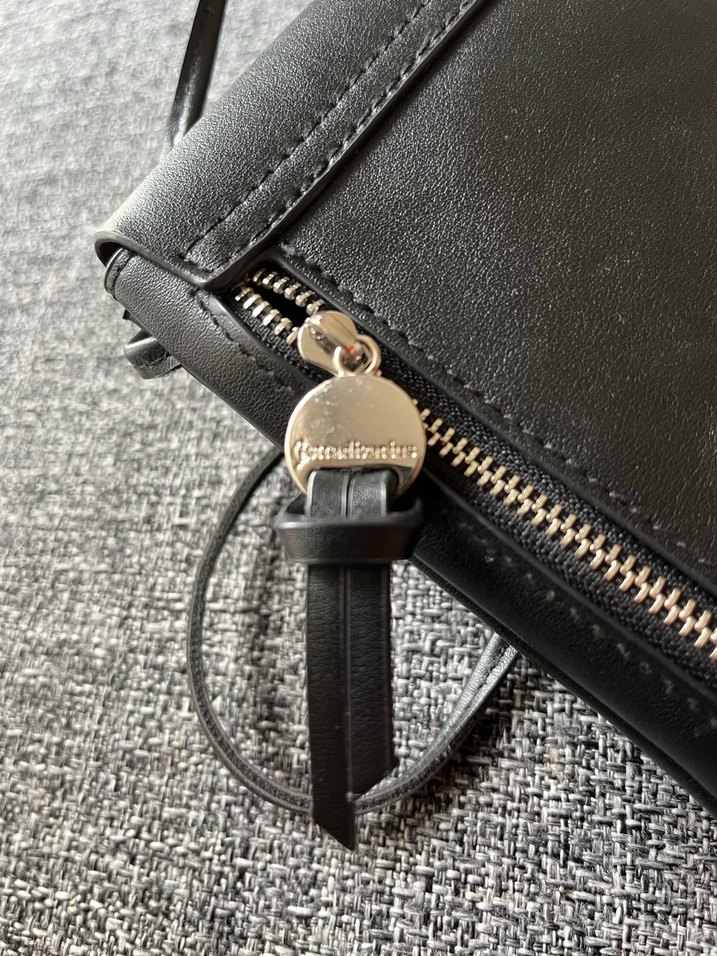 Kadın Siyah Deri Bel Çantası - Görsel 3