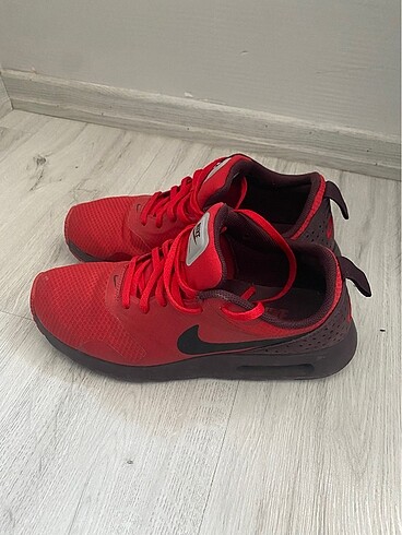Nike spor ayakkabı