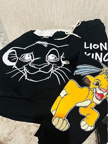 Zara Lion