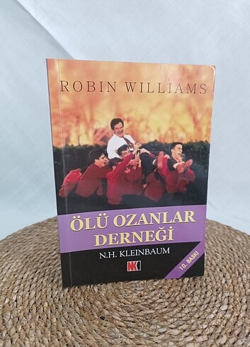 Ölü ozanlar derneği 