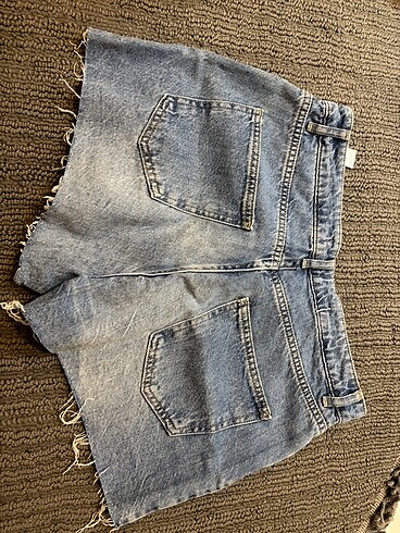 40 Beden mavi Renk Taşlı jean şort