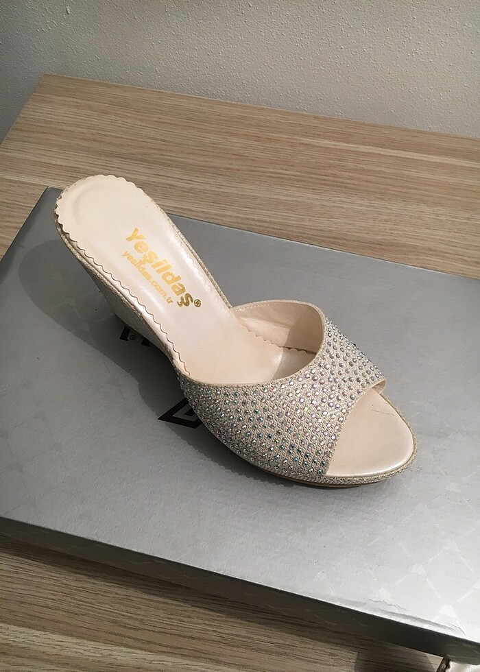 Dolgu topuk terlik - Görsel 4