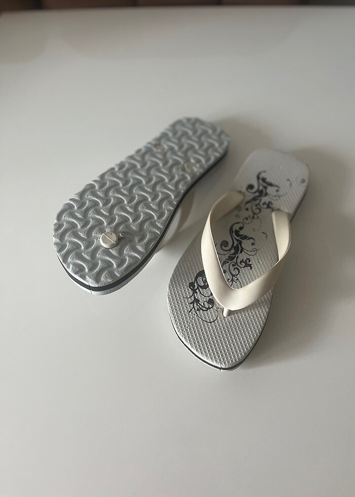 Bayan parmak arası terlik - Görsel 4