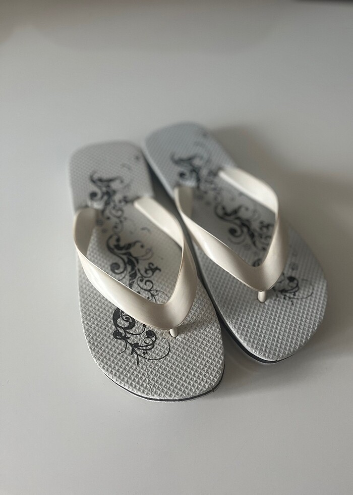 Bayan parmak arası terlik - Görsel 5