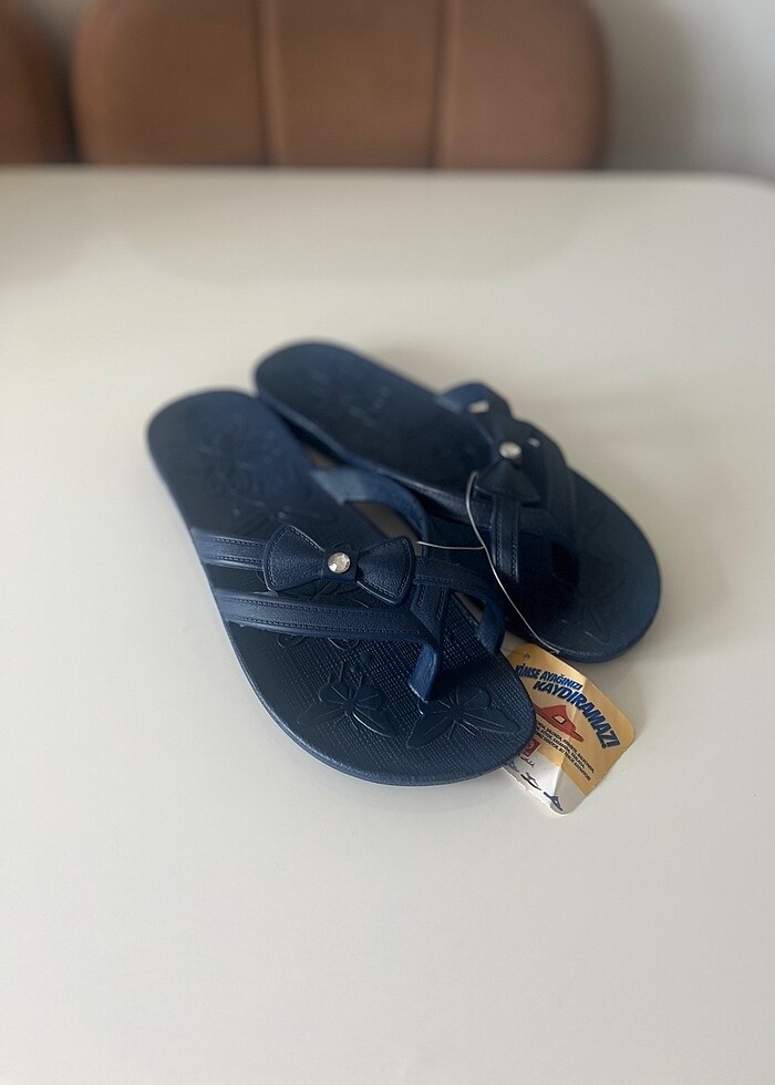 Parmak arası bayan terlik - Görsel 2