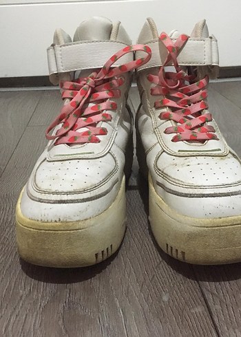 Fila Beyaz Fila Kadın Spor Ayakkabı Pembe Bağcıklı