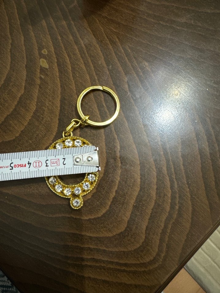 Pullu Altın Renkli Bohem Kadın Anahtarlık - Görsel 2