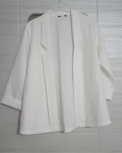 Beyaz Blazer Ceket