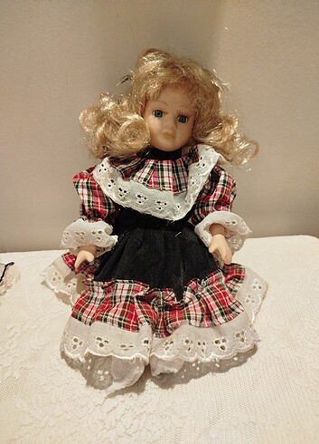 American Vintage Porselen bebek