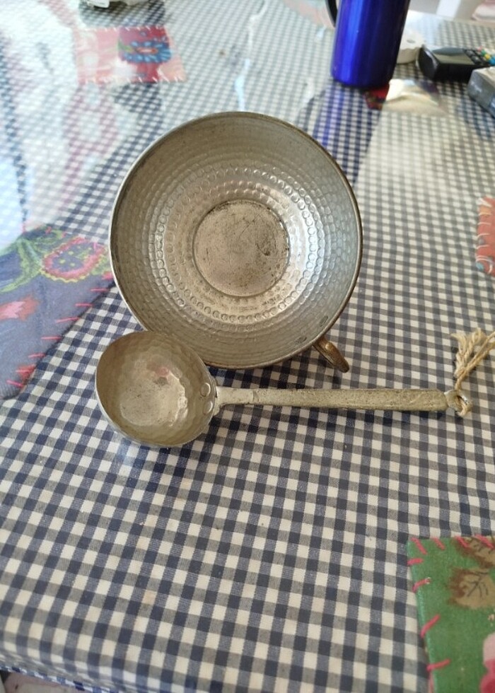 Bakır cezve ve ayran tasları - Görsel 4