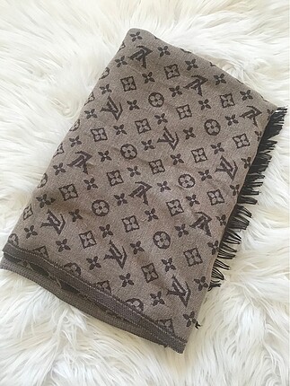 Louis Vuitton Şal