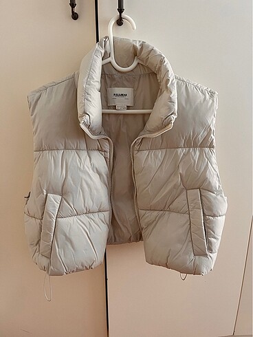Pull&bear krem rengi şişme yelek