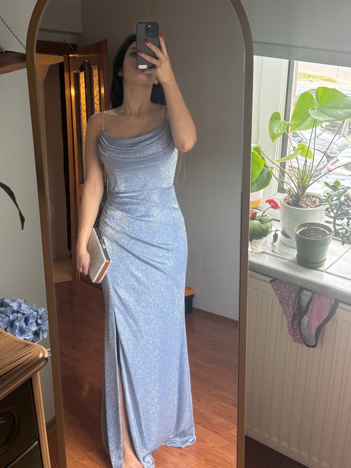 Mavi Parlak Drapeli Uzun Straplez Kadın Abiye - Görsel 5