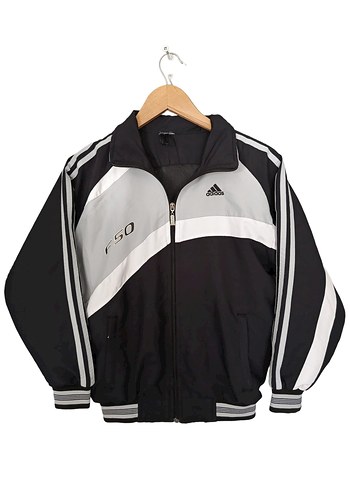 Adidas universal