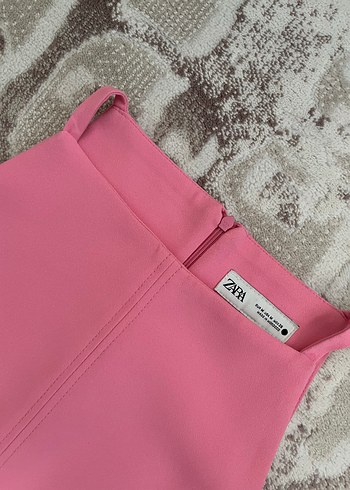 Zara Pembe Yüksek Yakalı Kolsuz Mini Elbise