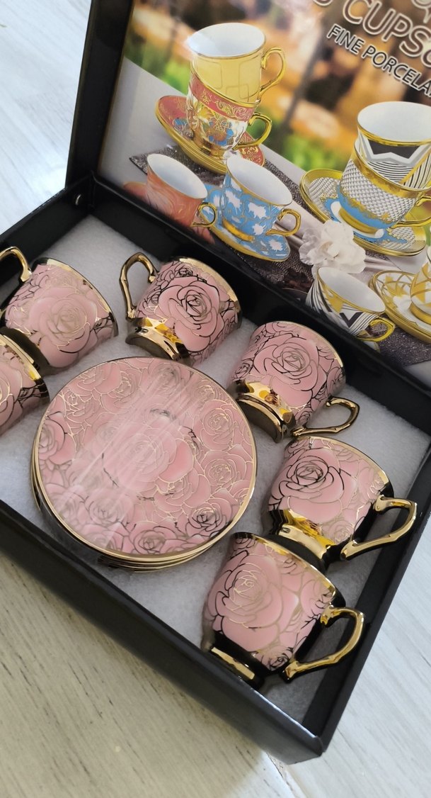 Pembe ve Altın Desenli 6'lı Kahve Fincan Seti - Görsel 4