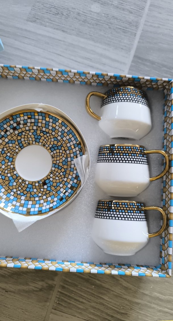 Altın kulplu mozaik desenli beyaz fincan seti - Görsel 4