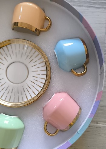 Pastel Renkli Altın Detaylı Fincan Seti - Görsel 3