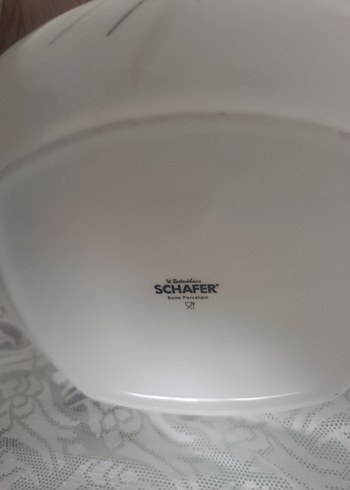 Beyaz ve Gri Desensiz Sofra Takımı - Görsel 3