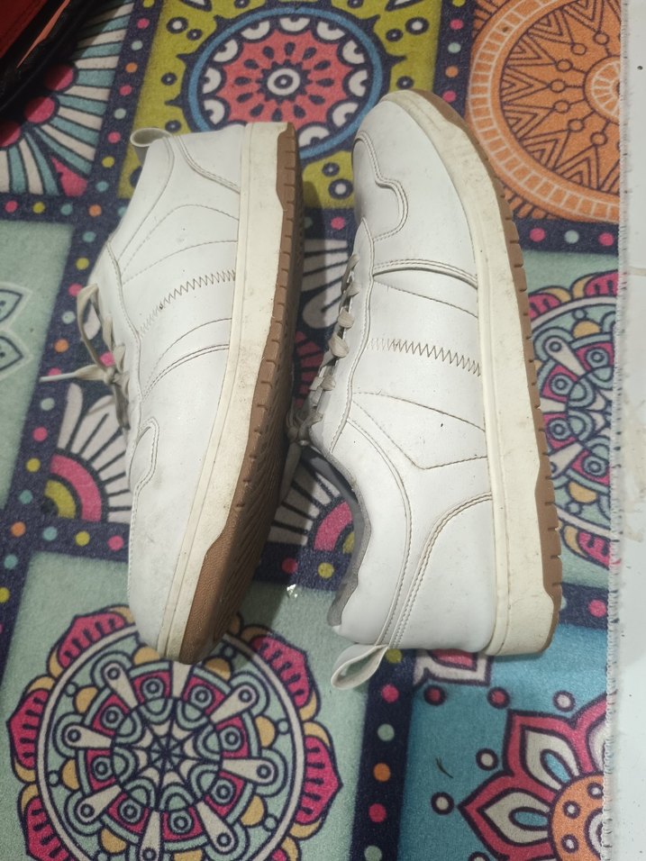 Beyaz Bağcıklı Günlük Spor Ayakkabı - Görsel 2