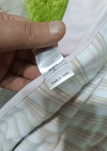 Beyaz Gri Çizgili Çocuk Battaniyesi - Görsel 2