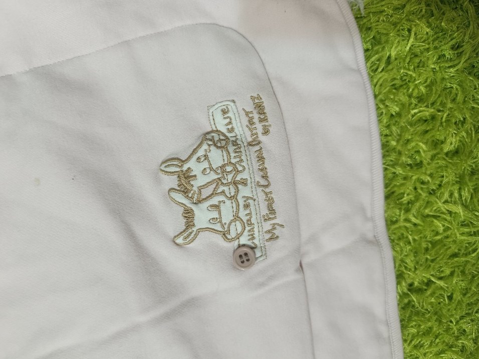 Beyaz Gri Çizgili Çocuk Battaniyesi - Görsel 4