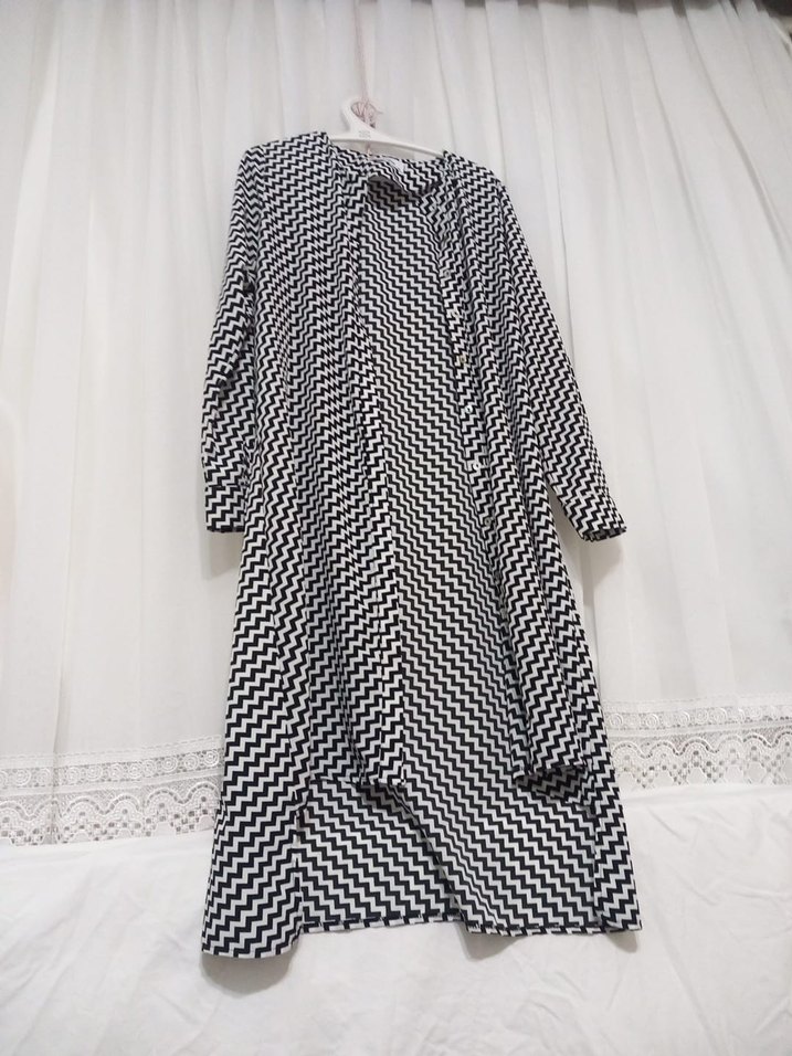 Uzun Kollu Kareli Kadın Pardösü - Görsel 2