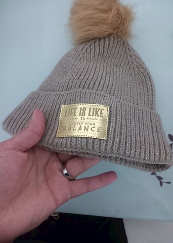 Bej Kadın Örgü Bere Ponponlu - Görsel 2