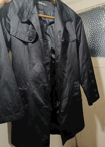 Düğmeli Siyah Midi Trençkot - Görsel 5