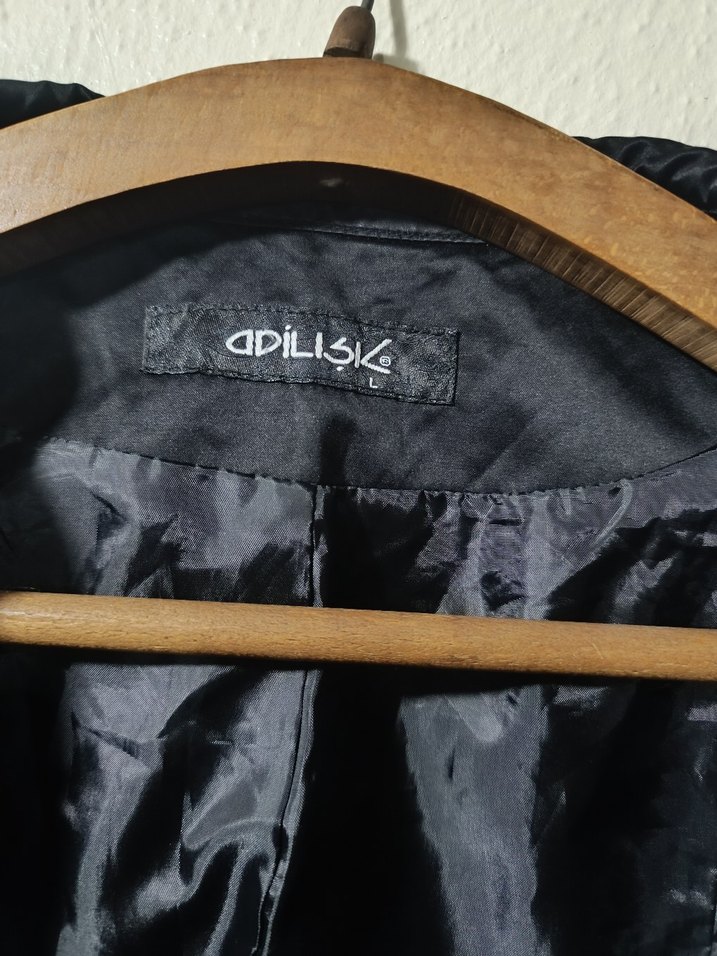 Düğmeli Siyah Midi Trençkot - Görsel 3