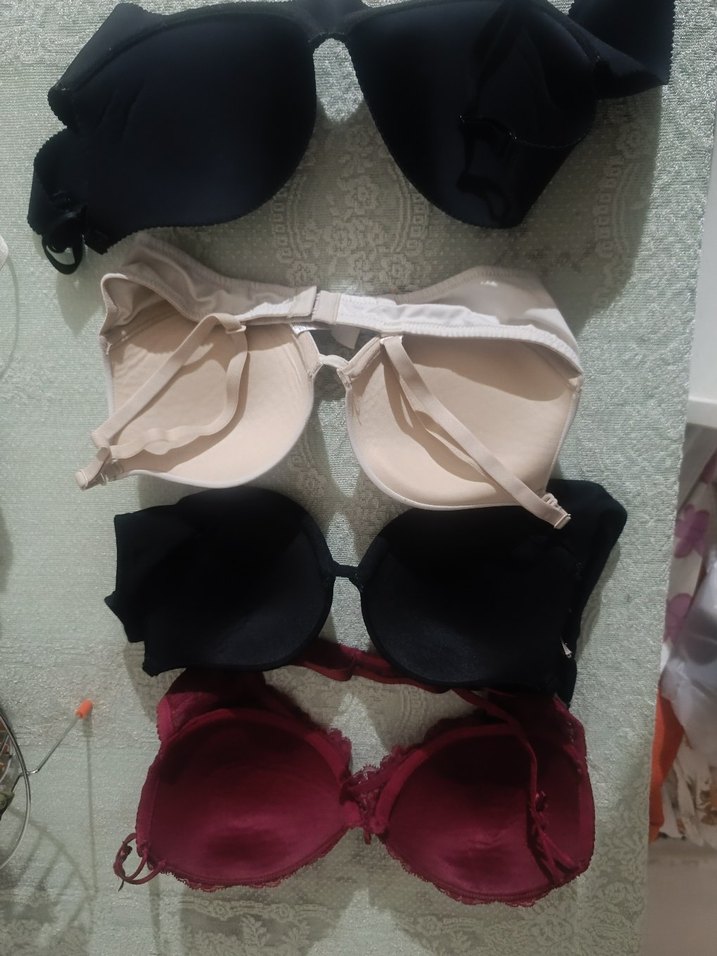 Koyu ve Beyaz Renkli Rahat Sütyen Seti 4adet fiyatı - Görsel 2