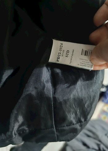 Siyah Kısa Kadın Mont - Görsel 4