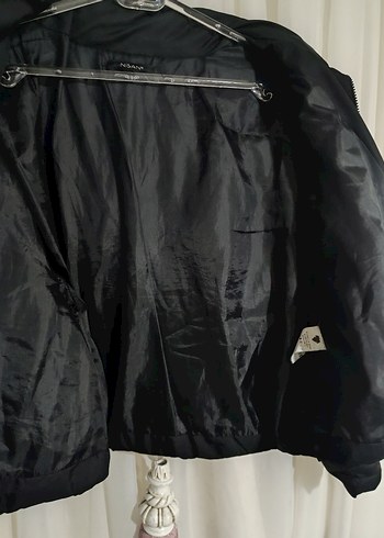 Siyah Kısa Kadın Mont - Görsel 3