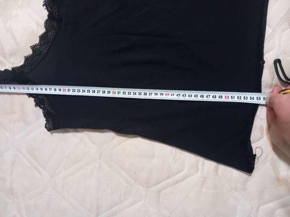 Dantelli Siyah V Yakalı Kadın Atlet - Görsel 2